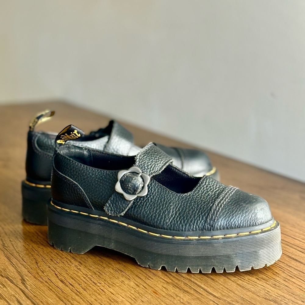 Dr. Martens Mary Jane